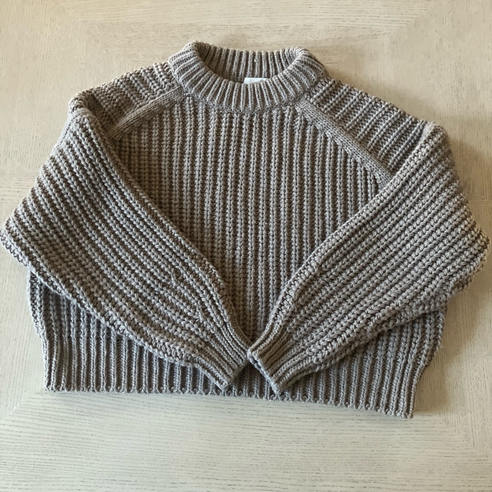H&M Chunky Ribbed Knit Sweater in Taupe